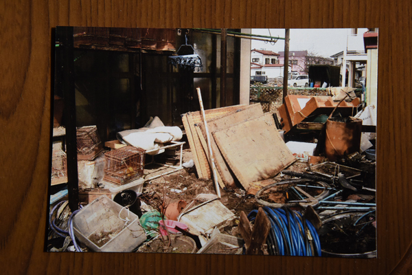 
A snapshot taken in the aftermath of the tsunami shows the flooded first floor of Yasukatsu Miura's house in Ishinomaki, Miyagi Prefecture. | SATOKO KAWASAKI
                          